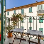 La Spezia Central Flat With Balcony